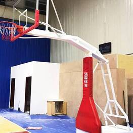 手動(dòng)液壓籃球架廠家